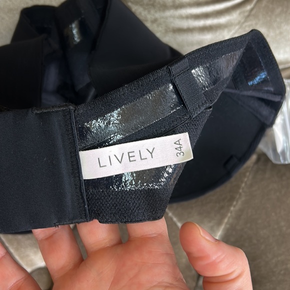 Lively Low Back underwire removable strapless 34A bra NWT - Picture 8 of 9